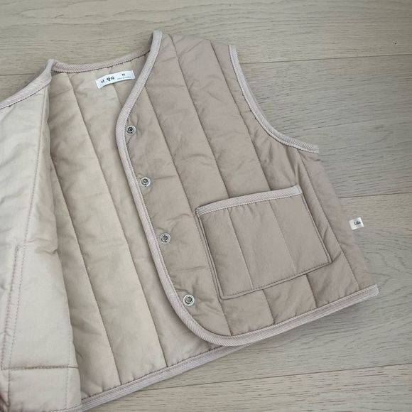 Japanese Toddler Padded Vest Size 3T 🇯🇵 - Picture 2 of 3